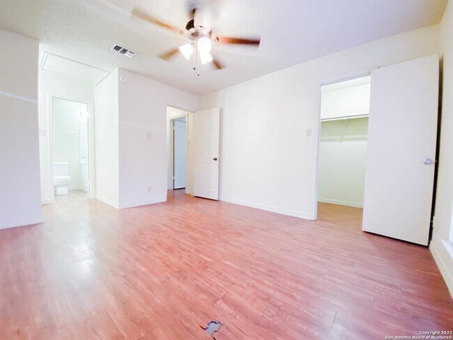 Building Photo - 109 Hughson Ct