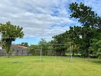 Building Photo - 2441 SW 124th Ave