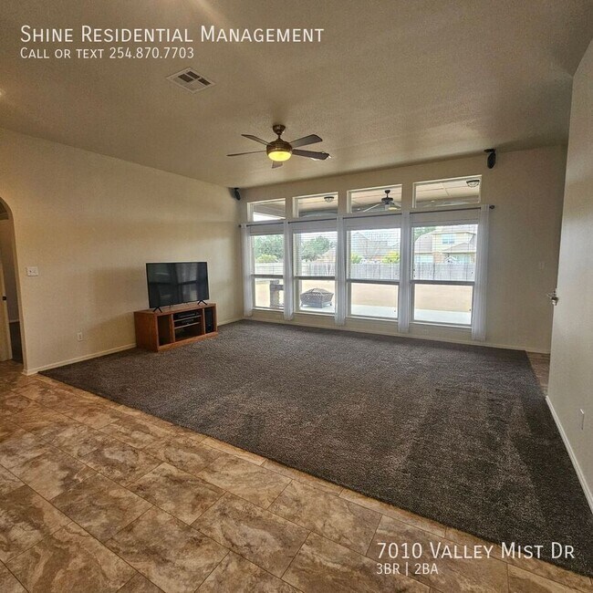 Building Photo - 7010 Valley Mist Dr