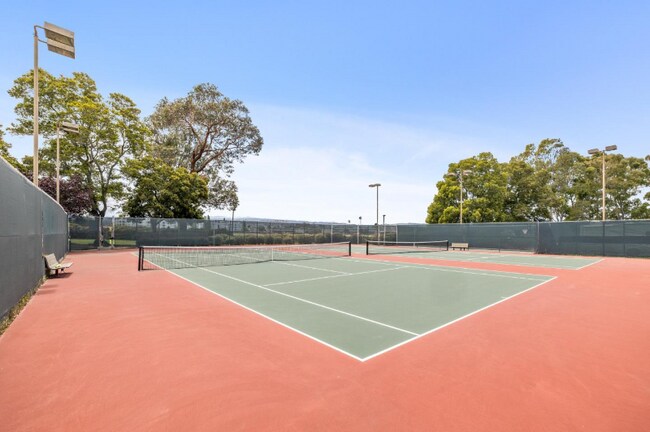 Building Photo - 800 Sea Spray Ln