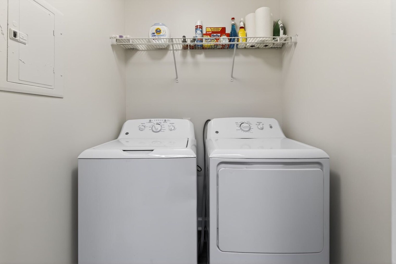 Building Photo - 800 Alexander Rd