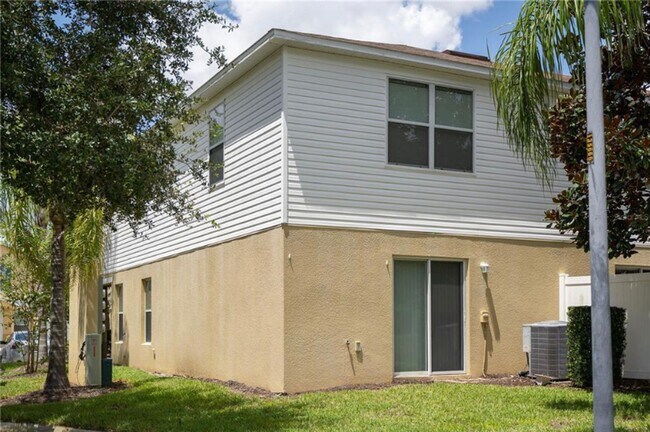 Building Photo - 3 BR/2.5BA | Newly Renovated Single Family Home | Private Rear Patio | Community Pool | In Compas...