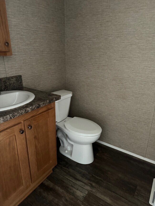 Building Photo - 115 Terrace Ct