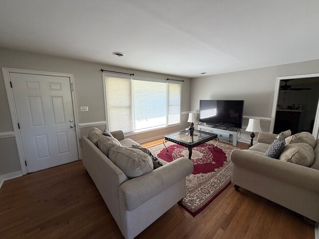Building Photo - Charming 3BR/2BA Home in Henrico’s Tuckahoe District