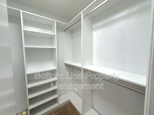 Building Photo - 131 Camforth Dr