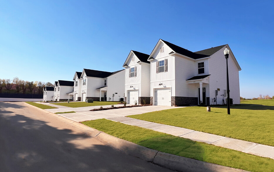 Primary Photo - Copperleaf Townhomes