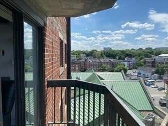 Building Photo - 15 N Beacon St