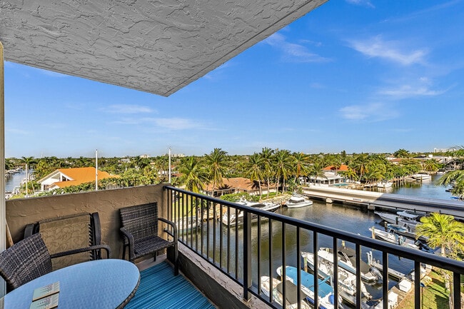 Building Photo - 1421 S Ocean Blvd