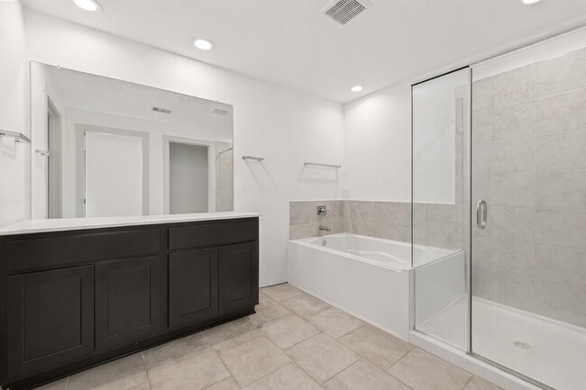 Building Photo - 3902 Birtley Bnd Wy