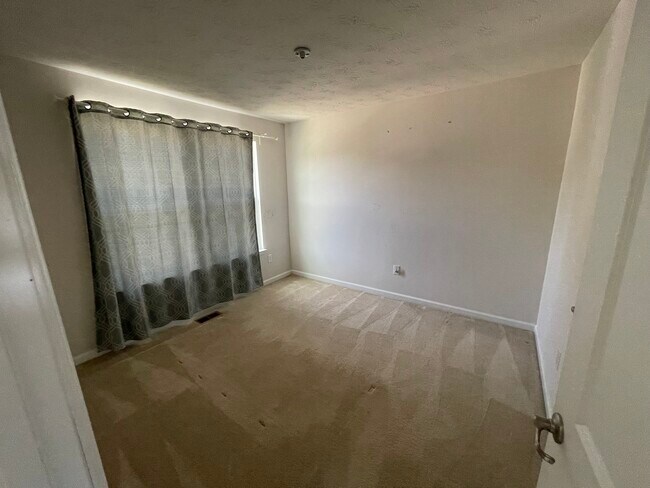 Building Photo - 1164 Trovillo Dr