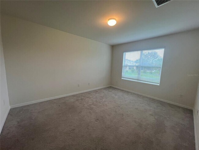Building Photo - 26291 Trinilas Dr