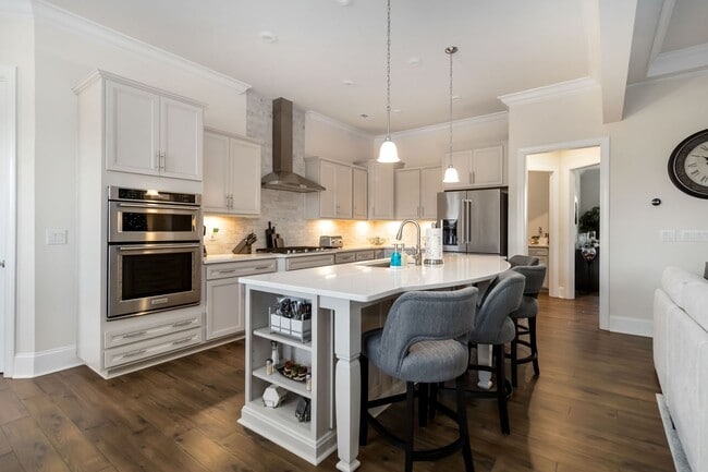 Building Photo - Beautiful Furnished Home in Olmstead