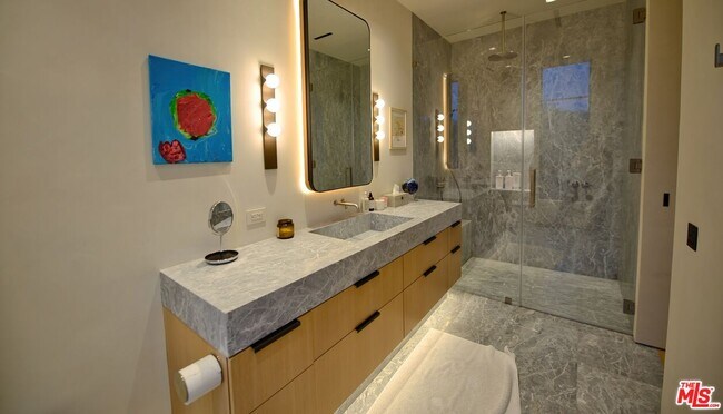 Building Photo - 11531 Orum Rd