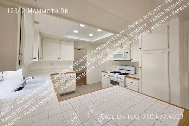 Building Photo - 12342 Mammoth Dr