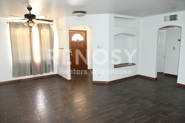 Building Photo - 325 W Highland Ave