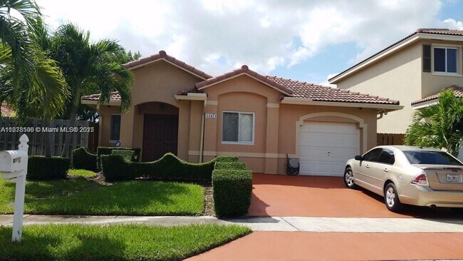 Primary Photo - 21472 SW 89th Ct