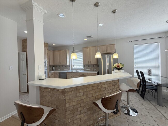 Building Photo - 3822 Shady Harbor Dr