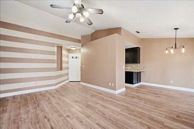 Building Photo - 8138 Sonoma Hills Way