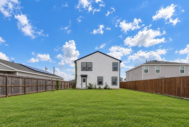 Building Photo - 68 Rd 51026
