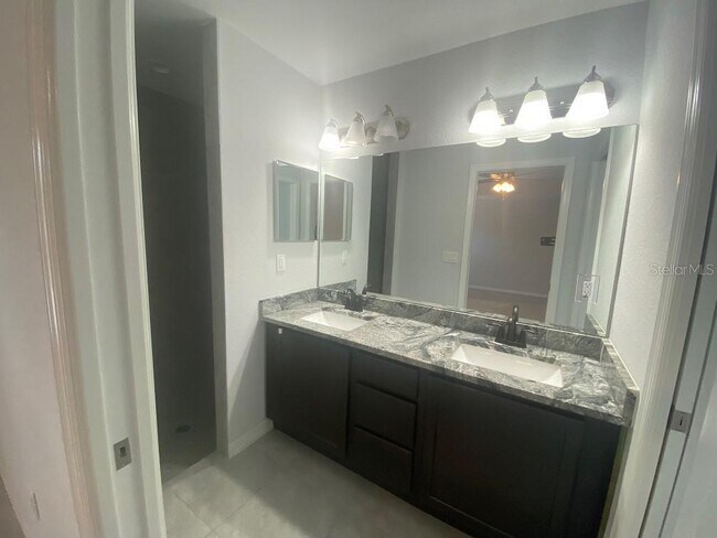 Building Photo - 13258 SW 29th Cir