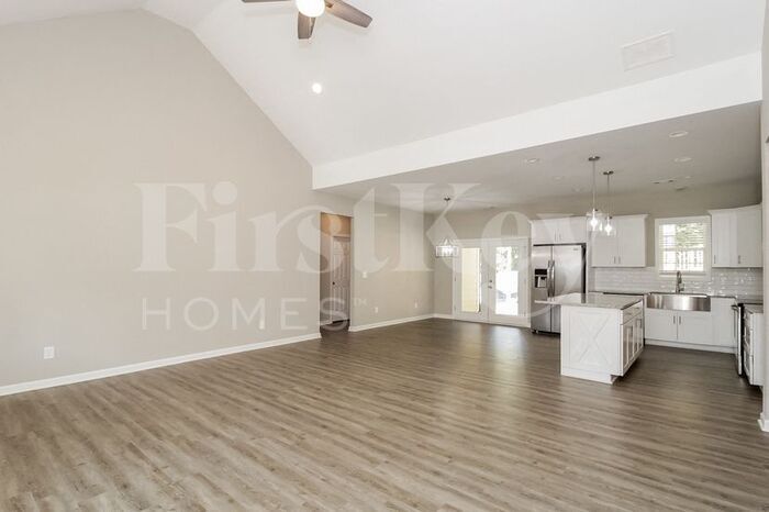 Building Photo - 724 Somersby Dr