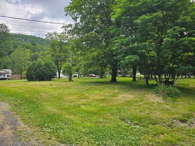 Building Photo - 624-634-634 Oakland Valley Rd