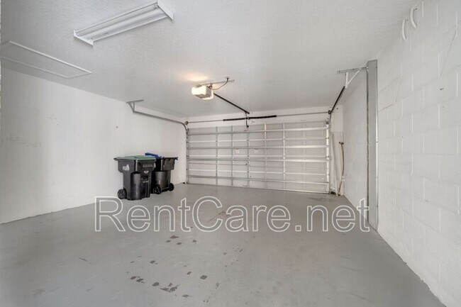 Building Photo - 14423 Bluebird Park Rd
