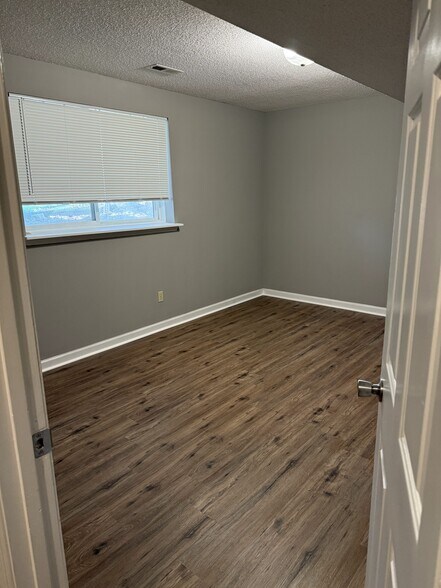 Building Photo - 8623 Leatherwood Trl