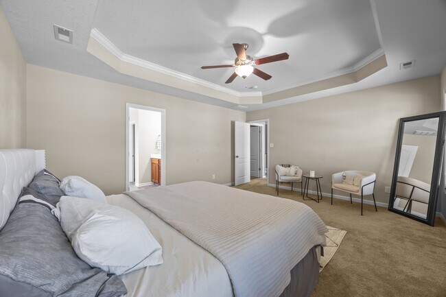 Building Photo - 841 Dynasty Dr