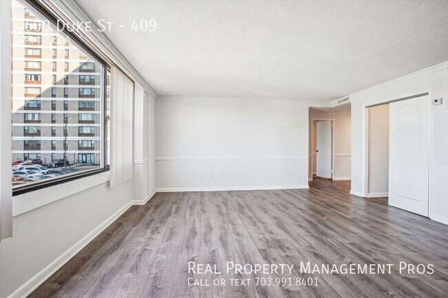 Building Photo - 4600 Duke St