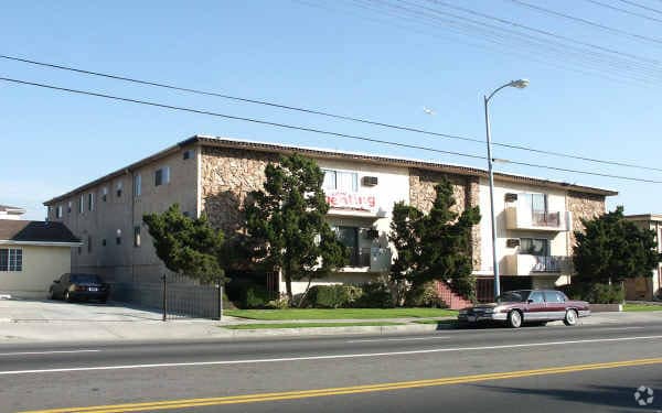 12019 Vanowen St - 12019 Vanowen LLC