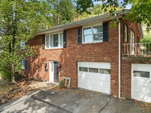 Building Photo - 1447 Beverly Dr