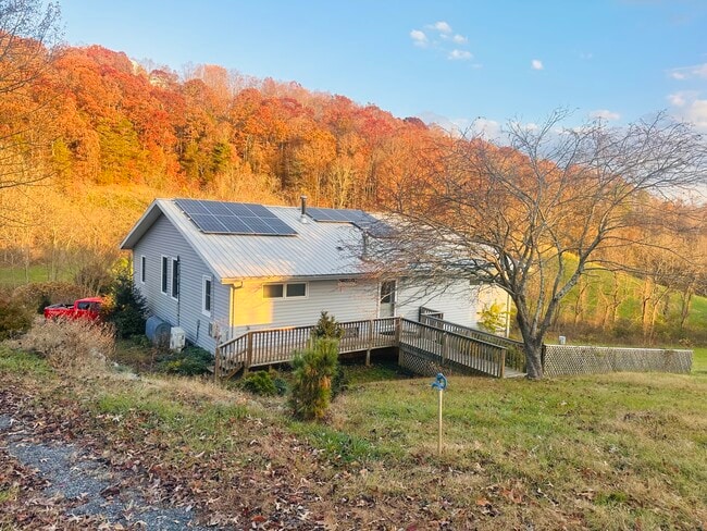 Building Photo - 1510 Graham Rd