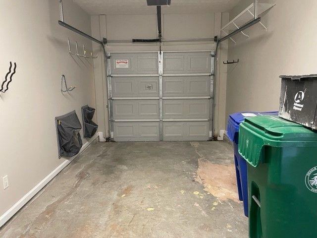 Building Photo - 2545 Avery Park Cir