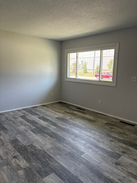 Building Photo - 155 Rutherford Ave