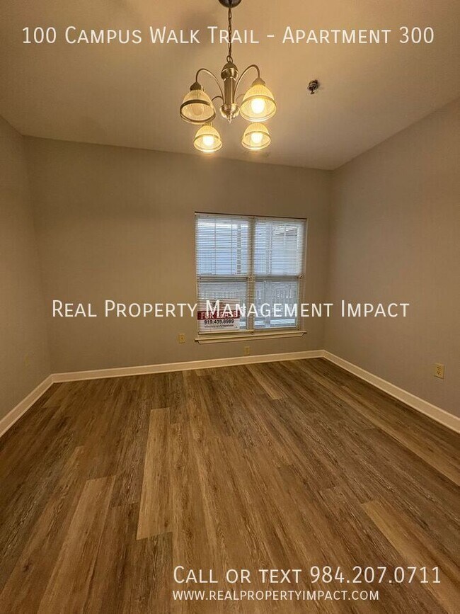 Building Photo - 100 Campus Walk Trl