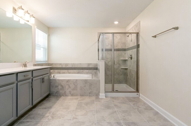 Building Photo - Lovely 5bd/3.5bath FOR RENT in highly soug...