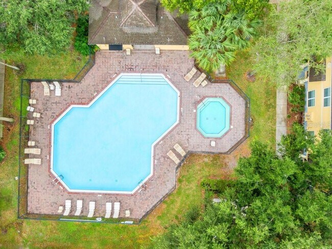 Building Photo - 37669 Aaralyn Rd