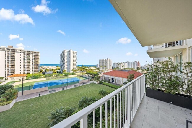 Building Photo - 3020 NE 32nd Ave