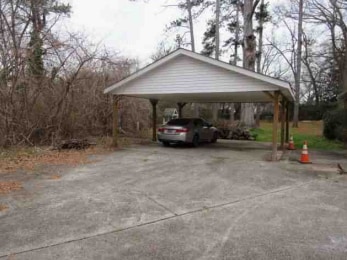 Building Photo - 102 Batiste Garden Cir