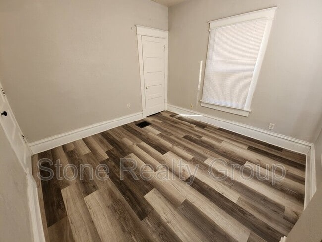 Building Photo - 1028 S 8th St