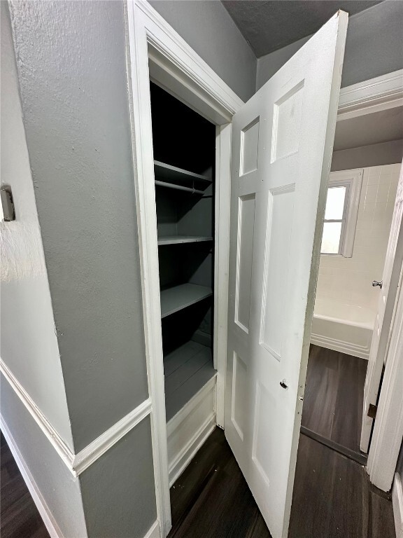 Building Photo - 7121 Lamont Dr