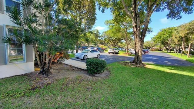 Building Photo - 3800 Oaks Clubhouse Dr