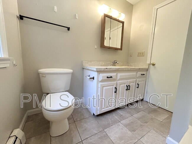 Building Photo - 57 Hill Top Trail