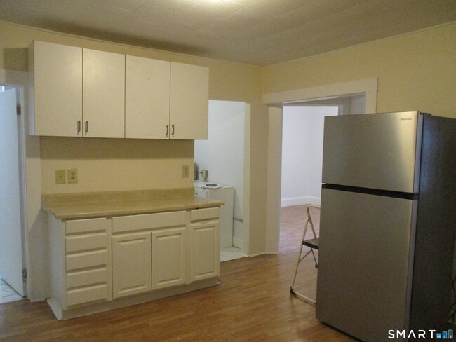 Building Photo - 79 Battey St