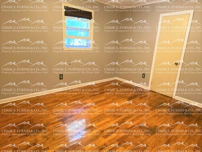 Building Photo - 339 Oak Grove Rd