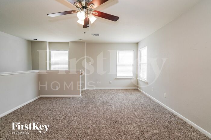 Building Photo - 21422 Blooming Rock Ln