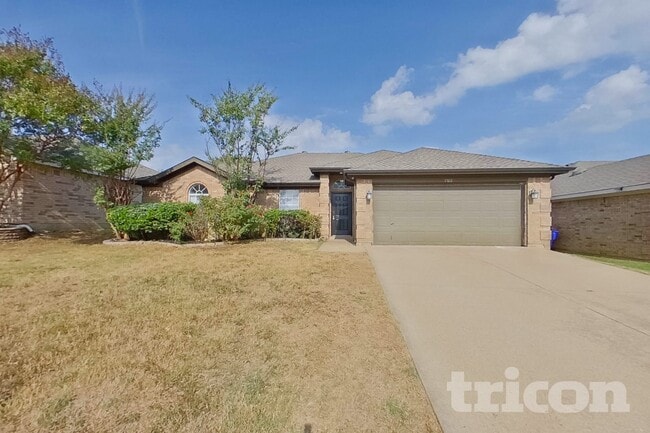 Building Photo - 1700 Merritt Dr