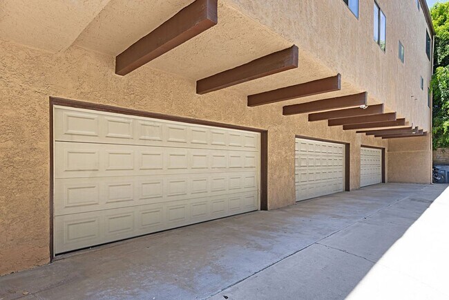 Building Photo - 697 E California Blvd