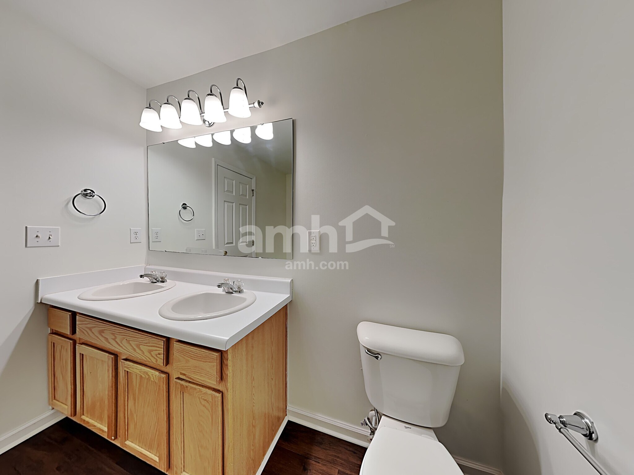 Building Photo - 4477 Westhill Pl